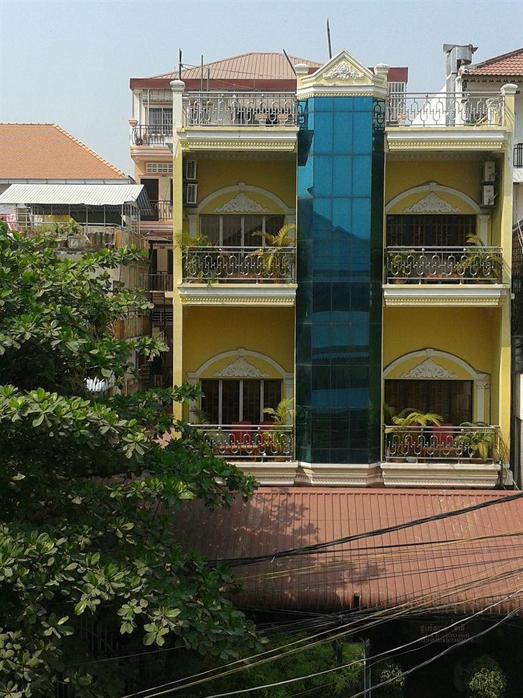 Tt Guesthouse Phnom Penh Exteriör bild
