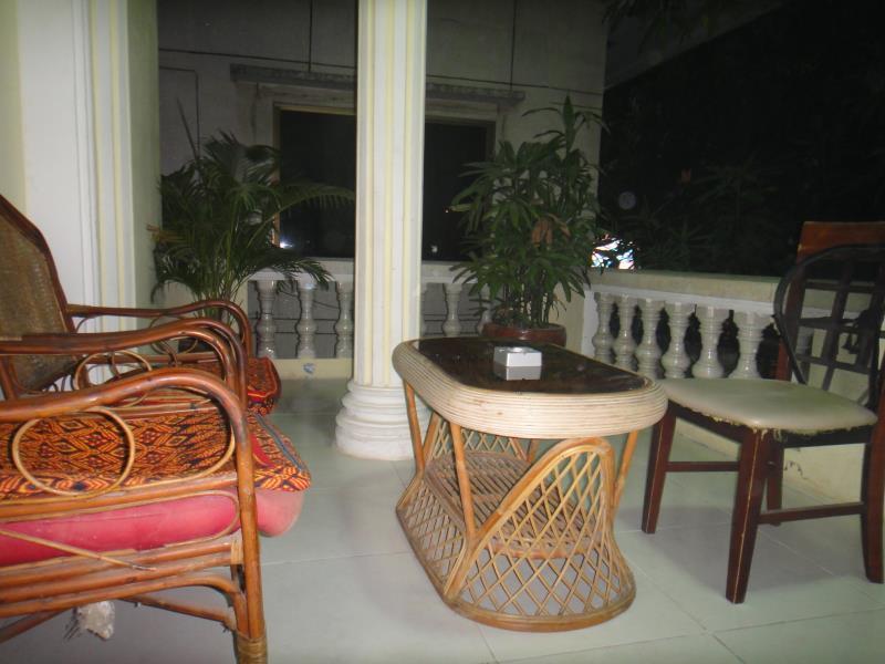 Tt Guesthouse Phnom Penh Exteriör bild