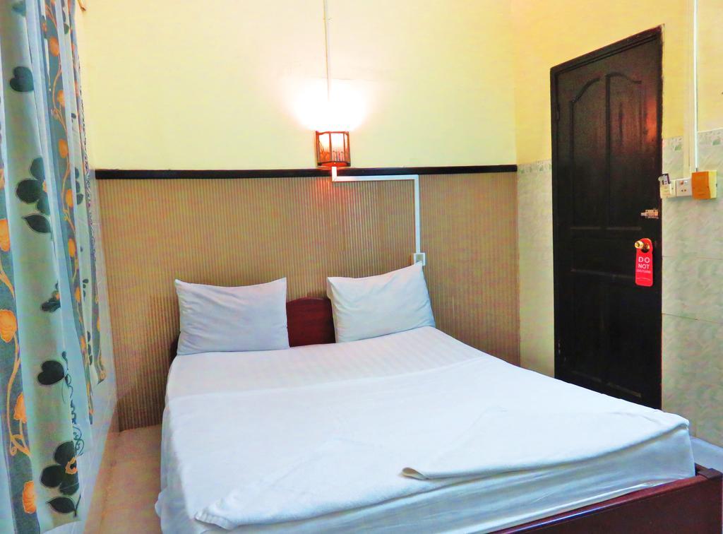 Tt Guesthouse Phnom Penh Exteriör bild
